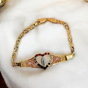 Virgin Mary bracelet, 18k gold plated, heart-shaped with red and green